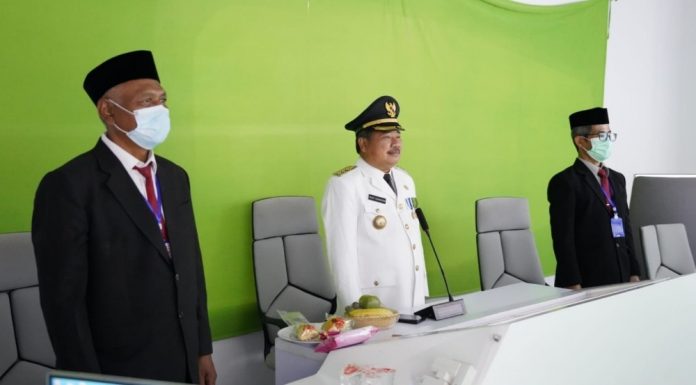 Bupati Garut Ikuti Upacara Peringatan HUT RI Ke-76 Tingkat Nasional Secara Virtual