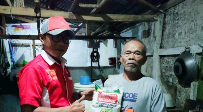 ACT Garut Gandeng PWRI Jaya Distribusikan Beras Wakap di Tengah Pandemi