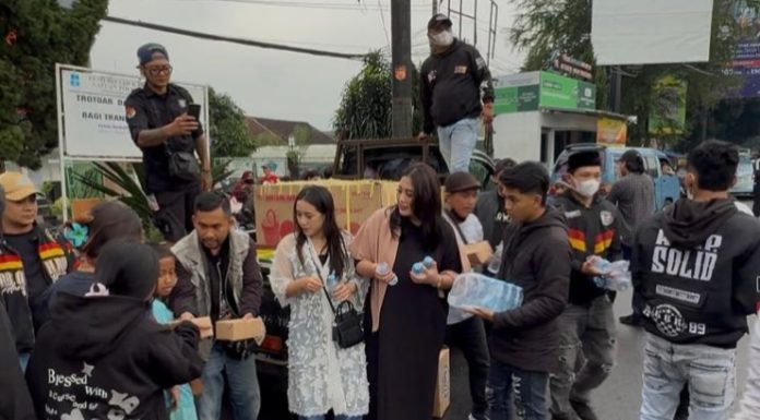 DPC GBR Garut Gelar “Takjil On The Road” Perkuat Kepedulian Sosial Ramadhan
