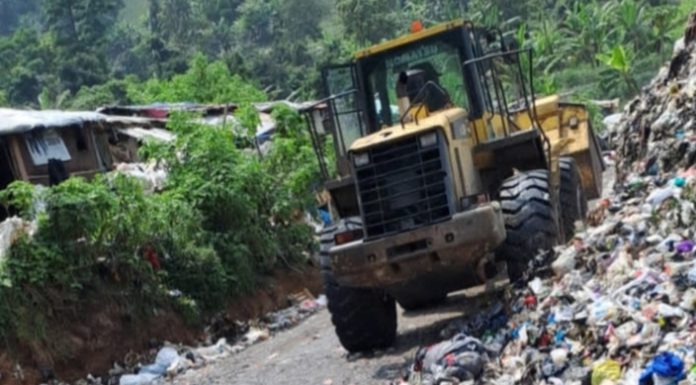 Antisipasi Sampah Lebaran, DLH Garut Kebut Operasi Dozer di TPA
