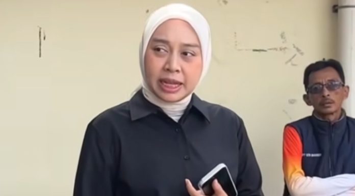 Wabup Garut Bongkar Pungli Toilet di Situ Bagendit, Aliran Dana Dipertanyakan Wakil Bupati Garut, Putri Karlina, saat melakukan sidak dan mempertanyakan pungutan toilet di Situ Bagendit.