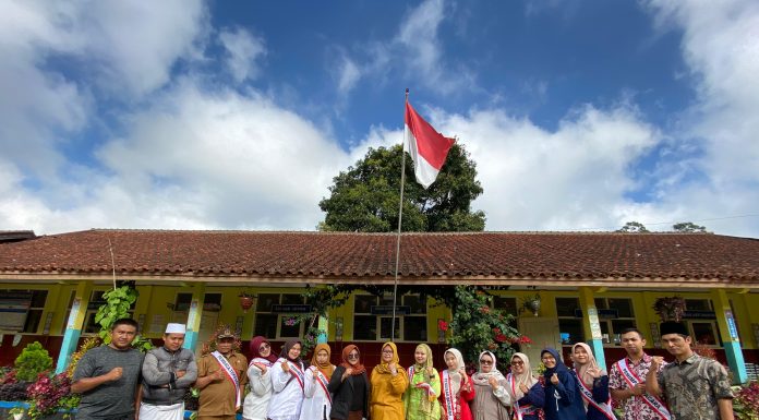 Semangat Kartini Ditanamkan Sejak Dini, Kepala SDN 3 Karamatwangi Tekankan Peran Perempuan dalam Pendidikan