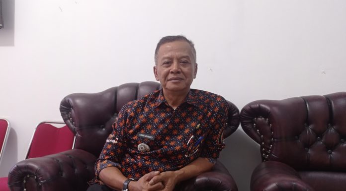 Dibalik Mundurnya Sekdes Cibunar, Camat Tarogong Kidul Ungkap Ada Latar Belakang
